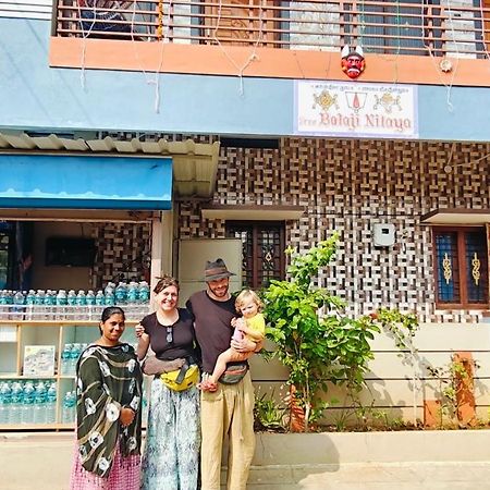 Balaji Homestay Hampi Luaran gambar