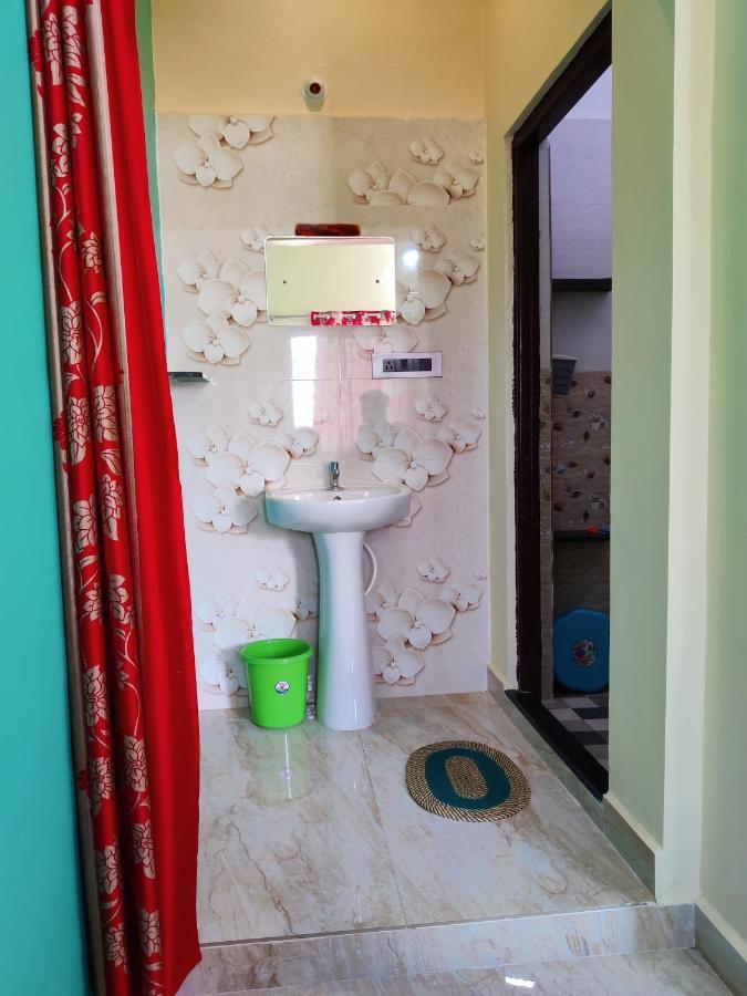 Balaji Homestay Hampi Luaran gambar