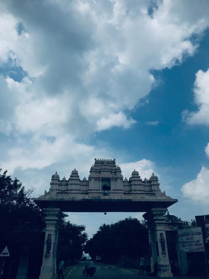 Balaji Homestay Hampi Luaran gambar